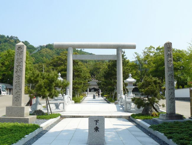 ���ɐ��Đ_��