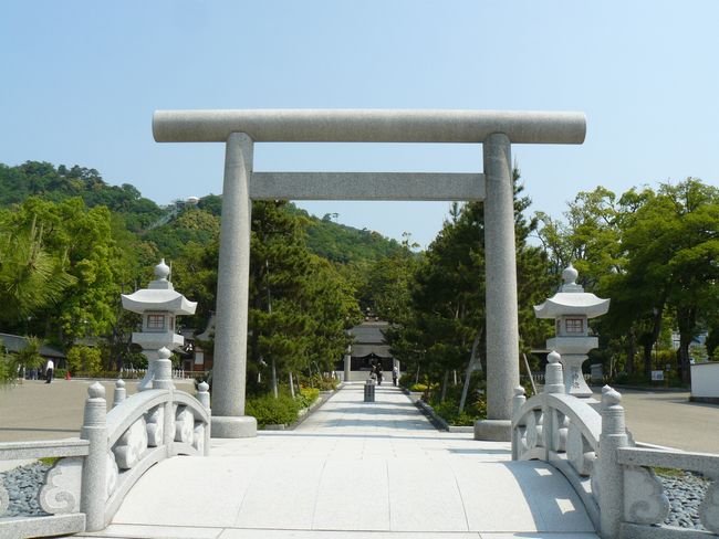 ���ɐ��Đ_��