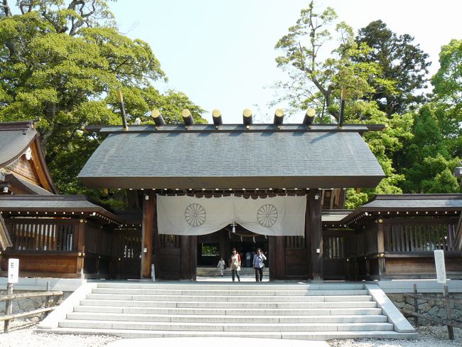 ���ɐ��Đ_��