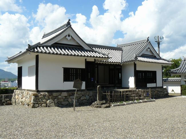 ���m�R��