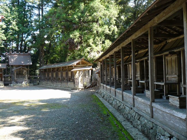 �L���_�Ёi���ɐ��_�{�O�{�j