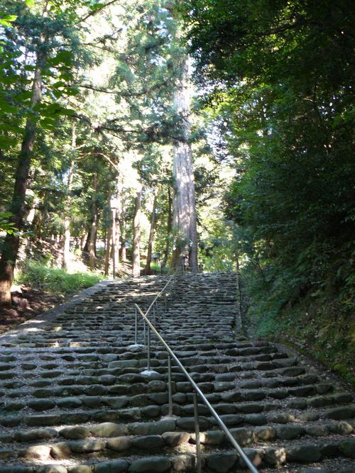 �c��_�Ёi���ɐ��_�{���{�j