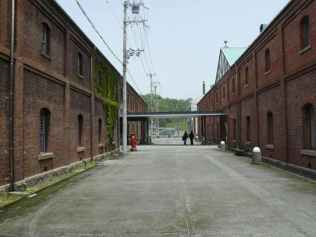 �ԗ����q�ɌQ