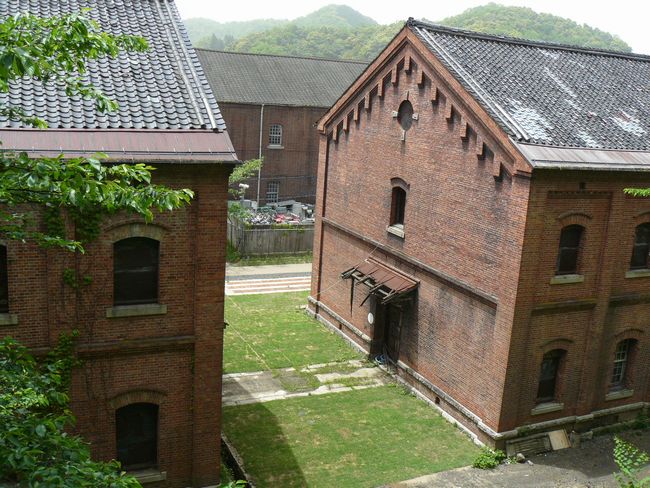 �ԗ����q�ɌQ