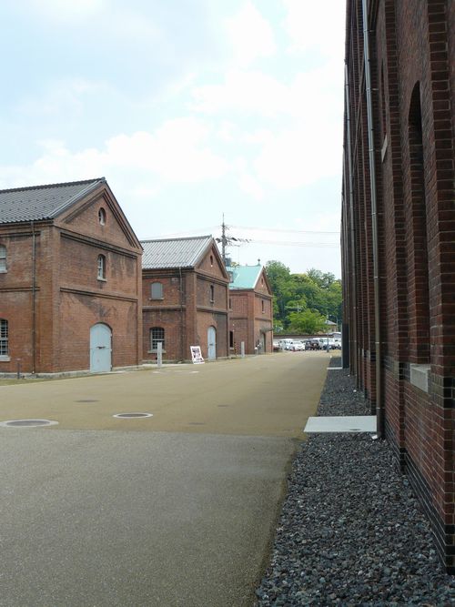 �ԗ����q�ɌQ