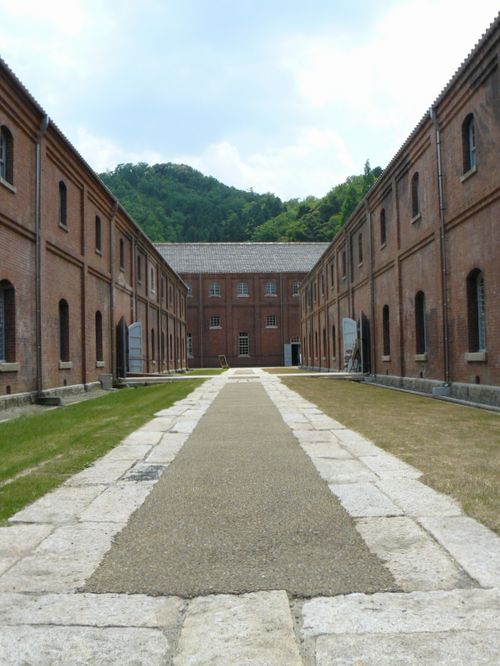 �ԗ����q�ɌQ