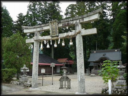 �R���_��